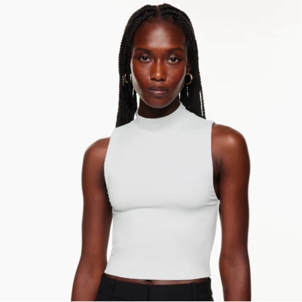Babaton contour mockneck tank sz xs, s